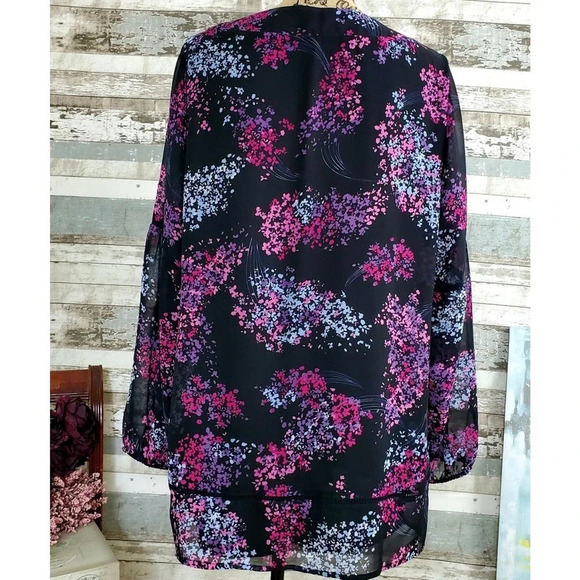 Lane Bryant Women's Plus Floral Square Neck Blouse Purple pink size 14 - Picture 3 of 8
